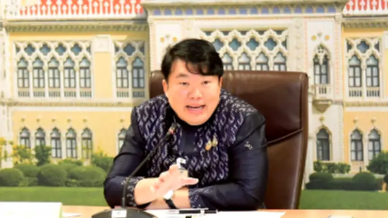 สิริพงศ์โต้ฝ่ายค้านกู้4แสนล้านไม่ใช่ตีเช็คเปล่าเงินถึงมือประชาชน