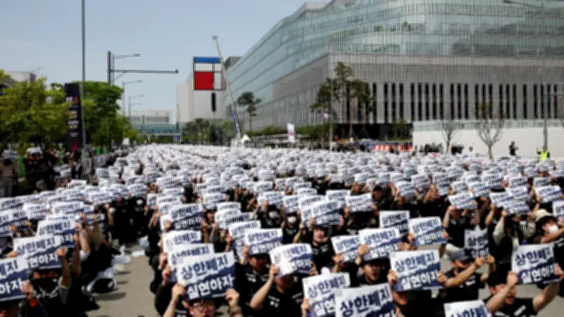 แรงงานซัมซุง 48,000 คน เตรียมนัดหยุดงาน 21 พ.ค. ส่อกระทบเศรษฐกิจโลก