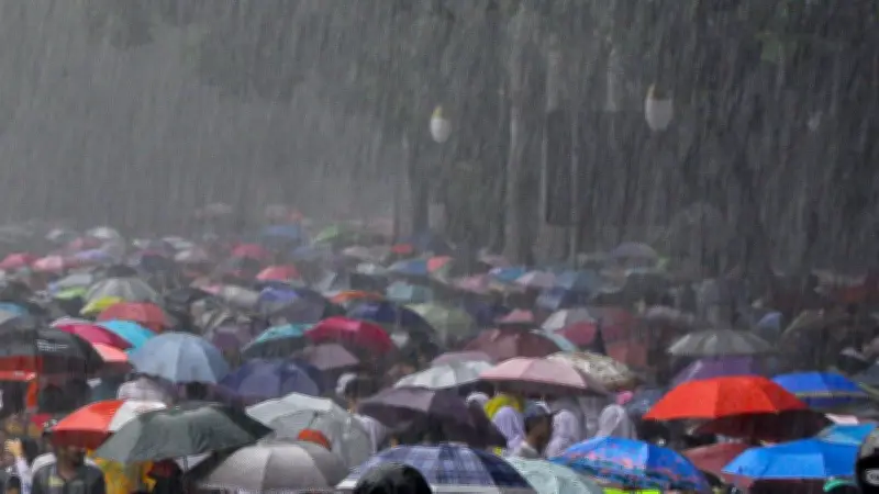 เตือนฉบับที่ 5 ฝนตกหนักถึงหนักมาก 15-18 พ.ค. เช็กจังหวัดเสี่ยง