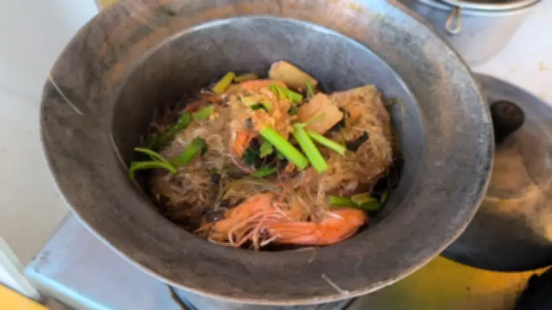 นภัสสรกุ้งอบวุ้นเส้น สูตรเชฟอิตาเลียน กล่องละ 70 บาท พิษณุโลก