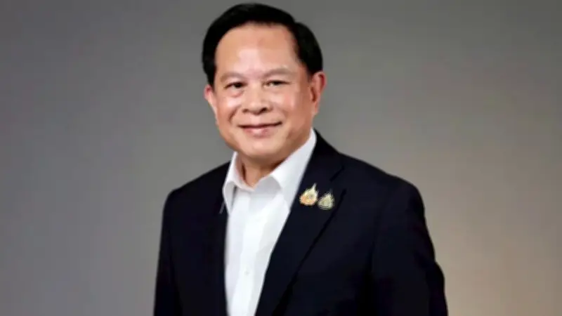 พีระพันธุ์ห่วงรัฐบาลปลดล็อก8ธุรกิจต่างด้าวตัดอำนาจพาณิชย์