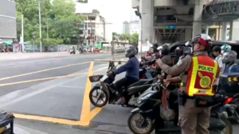 ตร.นัดสอบนายสถานีรถไฟ เหตุรถไฟชนรถเมล์ดับ 8 ศพ เร่งเยียวยาผู้สูญเสีย