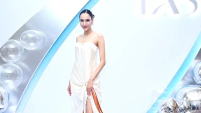 หยาดทิพย์ร่วมเปิดตัวนวัตกรรมความงามจากเกาหลี ณ งานเอ็กซ์คลูซีฟ