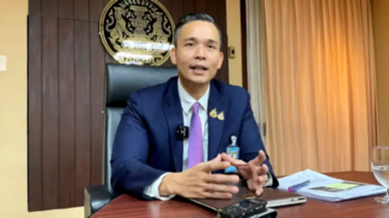 ศึกษิษฏ์ไม่หวั่นเรืองไกรยื่นร้องสุริยะปมย้ายอธิบดี