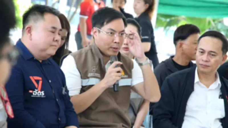 รมช.ศธ.ลงพื้นที่โคราชสั่งสางปมอาคารเรียนทรุด หลัง สส.ฉัตรยกปัญหากลางสภา