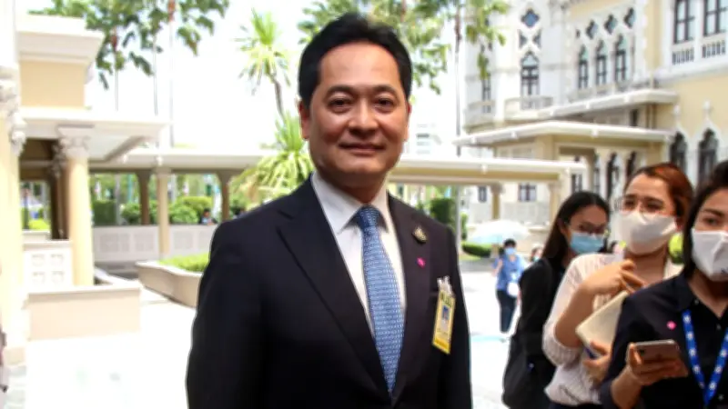 เปิดประวัติ "อนุชา บูรพชัยศรี" ตัวเต็งผู้สมัครผู้ว่าฯ กทม. พรรคประชาธิปัตย์