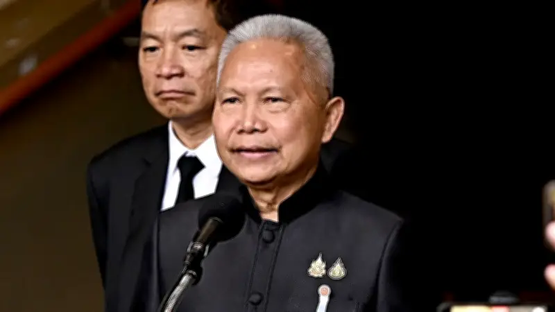 "โสภณ" ส่งศาลตีความ พ.ร.ก.กู้เงิน ขัดรัฐธรรมนูญหรือไม่ ปชน. ชงตั้ง กมธ.คุมเข้ม