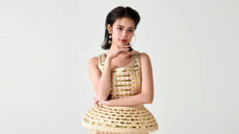 เปิดมุมมองใหม่ 'โมบาย-พิมรภัส' จากไอดอลสู่นางเอกลิเกประกบ 'แบงค์ ศรราม'
