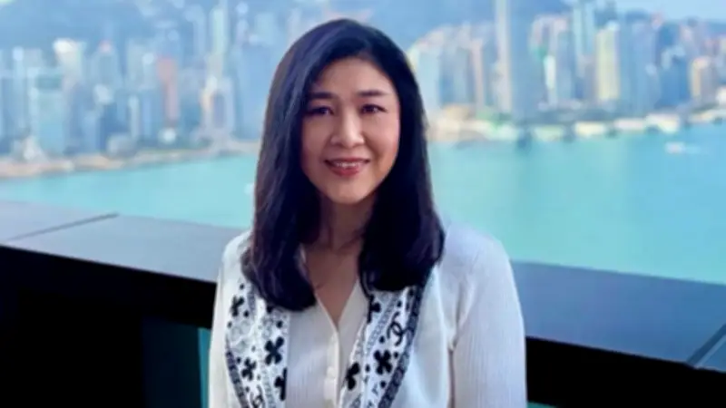 ‘ยิ่งลักษณ์’ กราบทูลถวายความยินดี เจ้าฟ้าสิริวัณณวรีฯ ทรงได้รับเครื่องอิสริยาภรณ์ฝรั่งเศส
