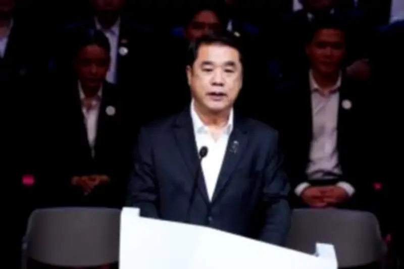 ชัชชาติเผยเตรียมเปิดตัวแอปพลิเคชันแจ้งเตือนภัยพิบัติแบบเรียลไทม์