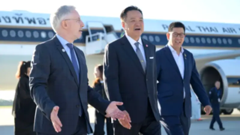 นายกฯ อนุทิน ถึงปารีสแล้ว เตรียมหารือ IEA-ยูเนสโก ผลักดันพลังงาน-วัฒนธรรมไทย