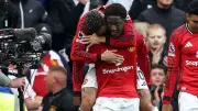 แมนยูเปิดบ้านถล่มท็อตแน่ม 3-0 ศึกพรีเมียร์ลีก