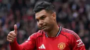 แมนยูฯ เปิดรังถล่มท็อตแน่ม 3-0 ศึกพรีเมียร์ลีก