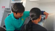 ชาวบ้านแห่ต่อคิวหน้าธนาคารสระแก้ว หวังสแกนใบหน้าได้เงินช่วย 4,000 บาท
