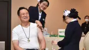 นายกฯ อนุทิน ฉีดวัคซีนไข้หวัดใหญ่ เดินหน้านโยบายสาธารณสุข
