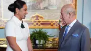 ราชินีเมารีเข้าเฝ้ากษัตริย์ชาร์ลส์กระชับสัมพันธ์ชนพื้นเมือง