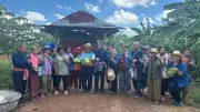 อดีตปลัด มท. เยี่ยมศูนย์เรียนรู้โคก หนอง นา สกลนคร หนุนลดรายจ่ายเพิ่มรายได้
