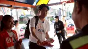 ดร.โจนำทีมผู้สมัคร สก.ปทุมวัน หาเสียงผู้ว่าฯ กทม. ย้ำเลือกทีมพรรคประชาชน