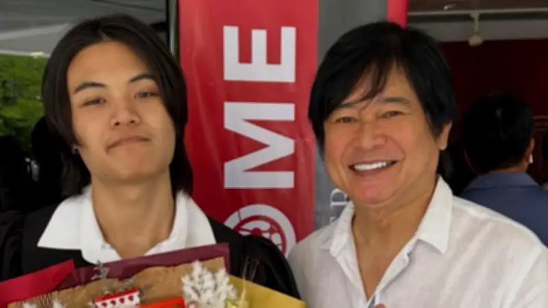 หนุ่ม สันติสุข ปลื้ม ลูกชายคนโตเรียนจบวิศวะ AI จาก CMKL