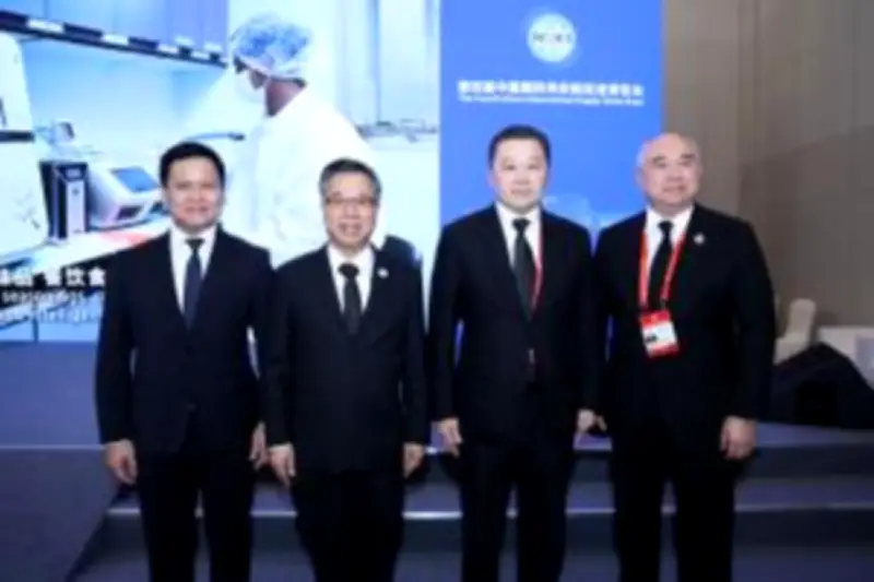 ราคาทองคำร่วงหนักสุดในรอบ 3 ปี กังวลเฟดขึ้นดอกเบี้ย