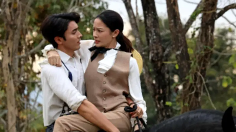 ภณ-จีน่า ทุ่มสุดตัวโชว์สกิลขี่ม้า ฉากหินถ่ายวันเดียวในละครธาตรี