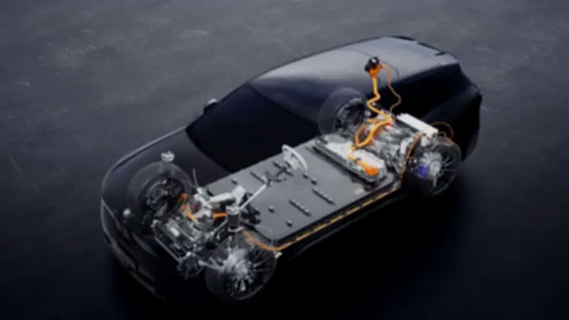 BMW เผยเหตุผล iX3 ใหม่ไม่ใช้แบตเตอรี่ 141 kWh จากรุ่นพี่ iX5